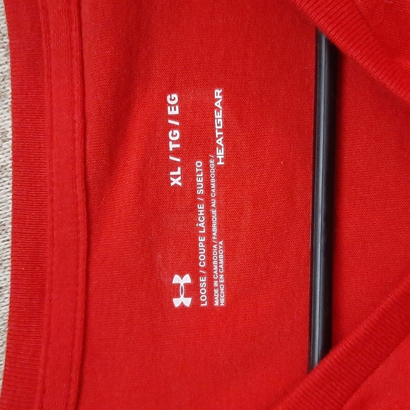 Under armor Tshirt XL - Picture 2 of 2